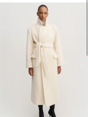 Almada label ivy coat